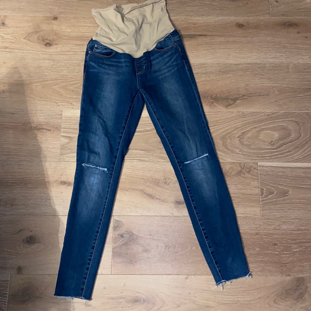 Maternity jeans! Articles of society “secret fit belly” size 27